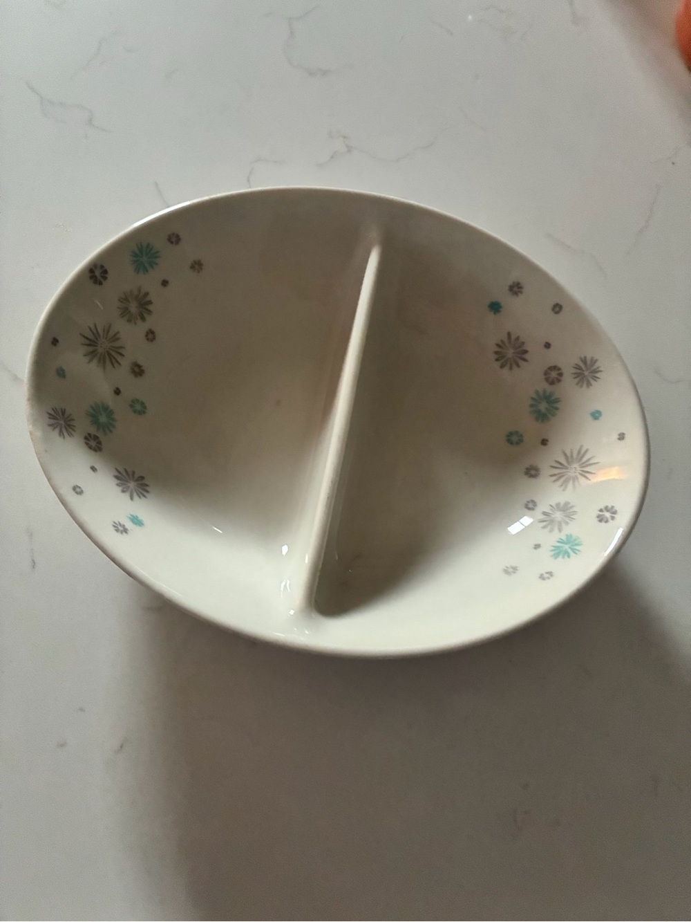VTG MCM Caribe Casual Carlos Montes G San Juan Divided Vegetable Dish Starburst